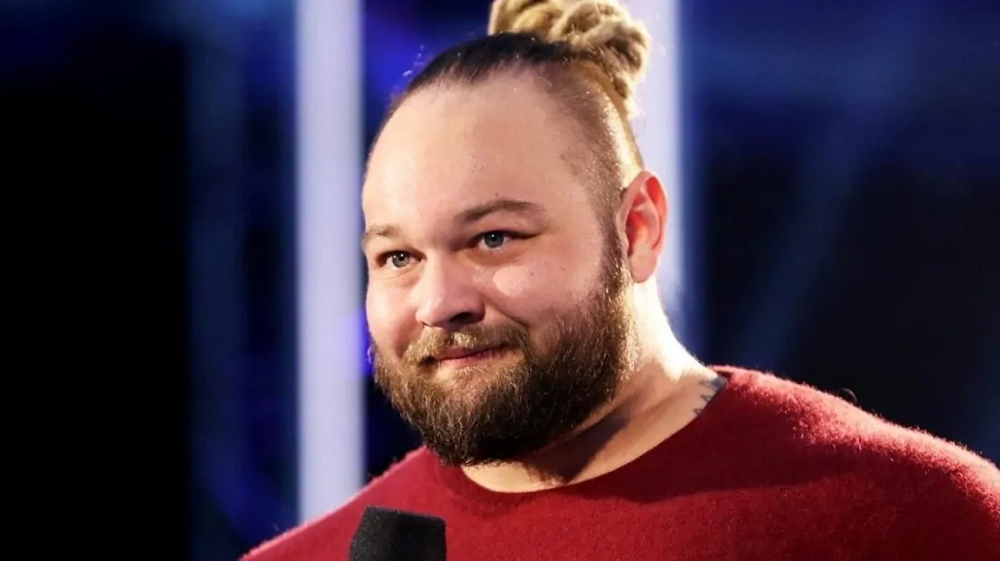 布雷·怀亚特 (Bray Wyatt) 打破了自上次 WWE 亮相以来的沉默