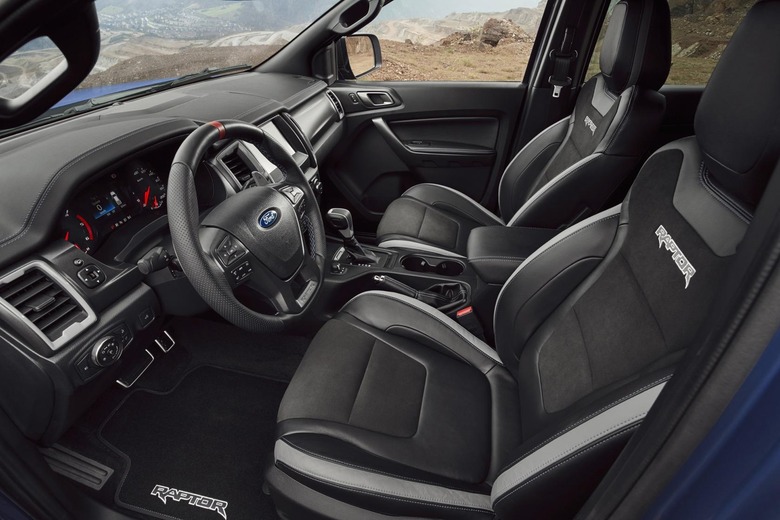 Ford Ranger Raptor Racing Interior 福特 Ranger Raptor 刚刚首次亮相欧洲规格